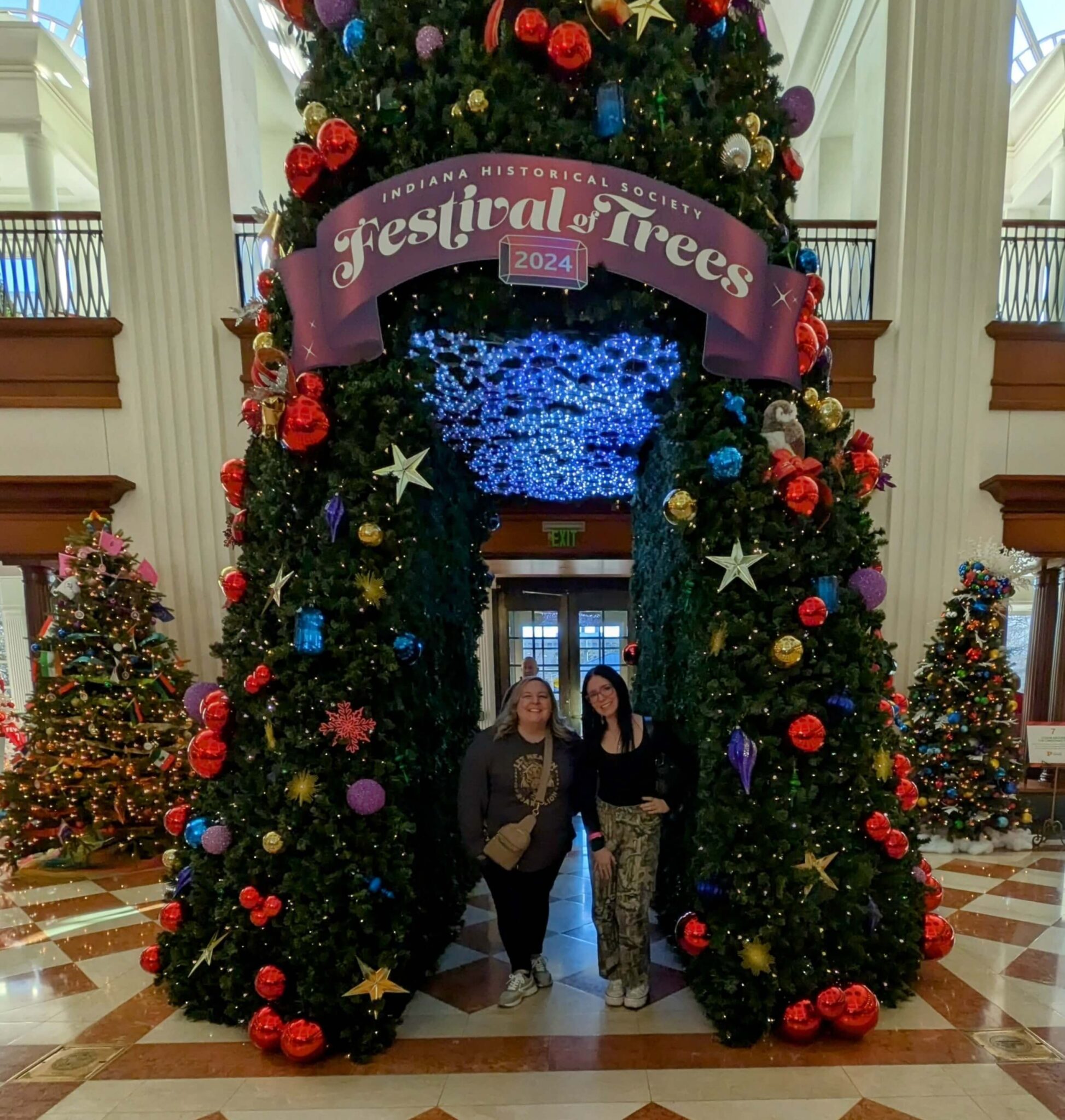 Top Indiana Annual Christmas Festivities & Events - Cornfields and High ...