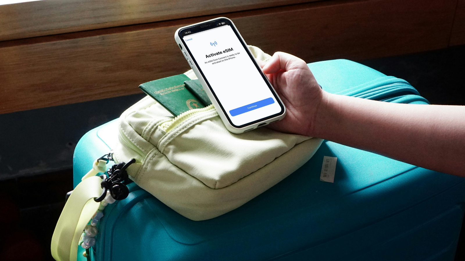 Travel-Smart Reasons to Use Prepaid eSIM Plans Abroad